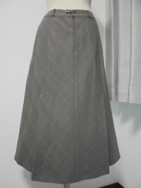 ON`PEUTカーキ茶格子チェック柄サイドプリーツSK拍卖