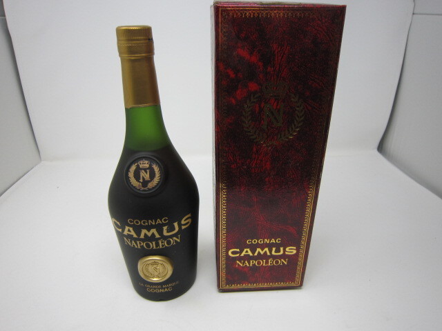 カミュ ナポレオン コニャック CAMUS NAPOLEON COGNAC 古酒 未開栓 箱付き 現状品拍卖