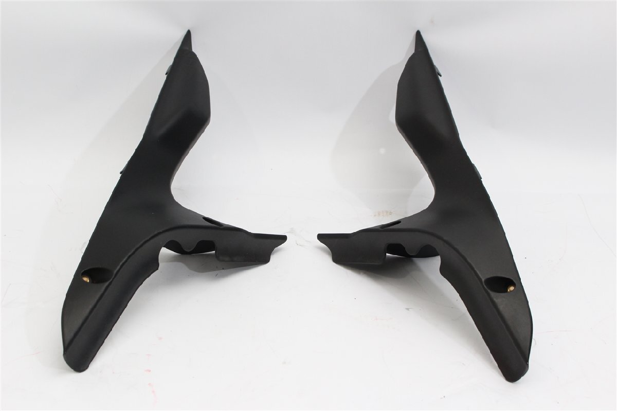 DUCATI 1098S 2008年◆フロントインナーカウル 左右◆ZDMH700AA8B015拍卖