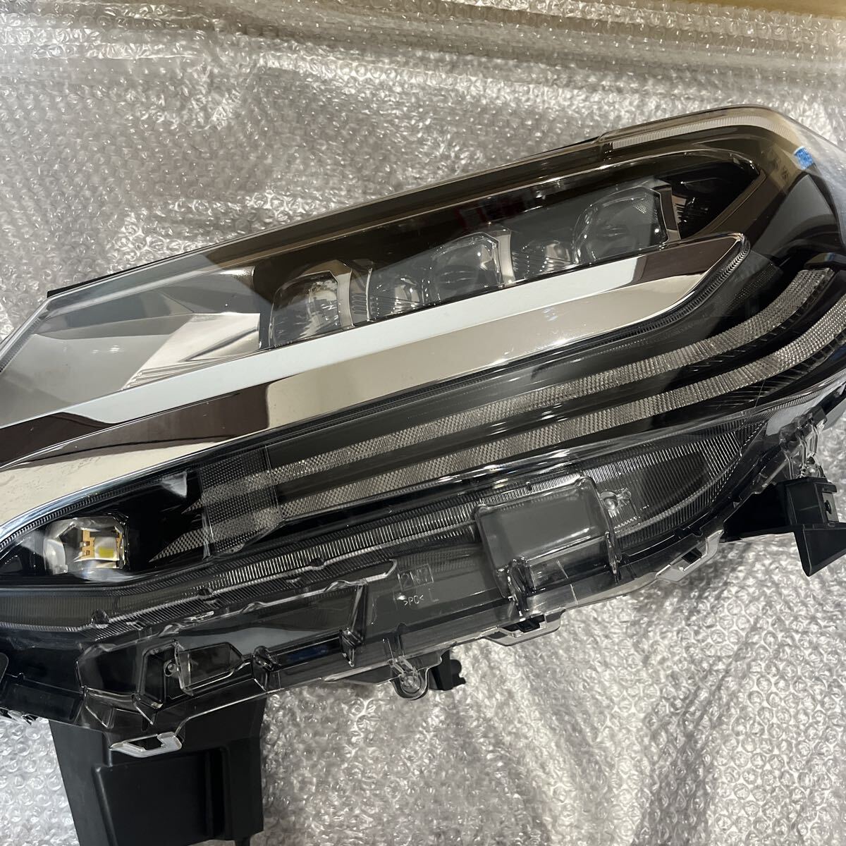 ★アルファード 30系 後期 3眼 左ヘッドライト 刻印タ 81150-58481/81185-58481/81185-V2200★拍卖