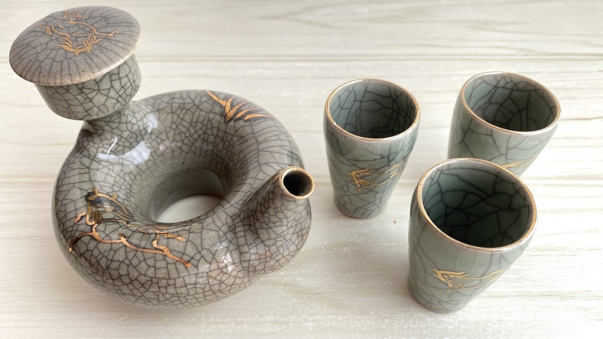 【SK001】相馬焼 酒燗器 & お猪口3点セット 金彩馬絵 和食器 酒器 酒杯 盃 ぐい呑み 徳利 銚子 陶磁器 焼物 工芸品 骨董拍卖