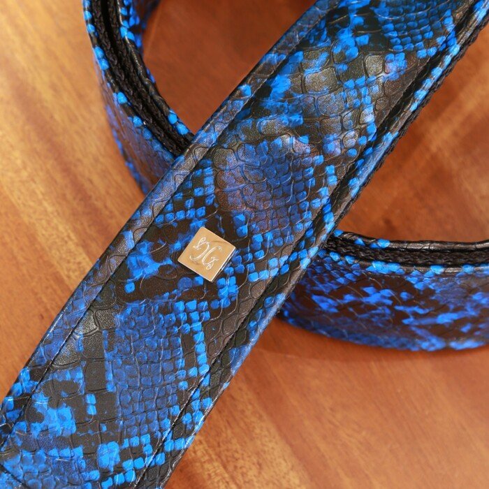 送料無料 新品 Get'm Get'm ゲットム ゲットム Electric Snake 2 Guitar Strap Blue Snake ギターストラップ スネイク柄 蛇柄 ヘビ柄 青拍卖