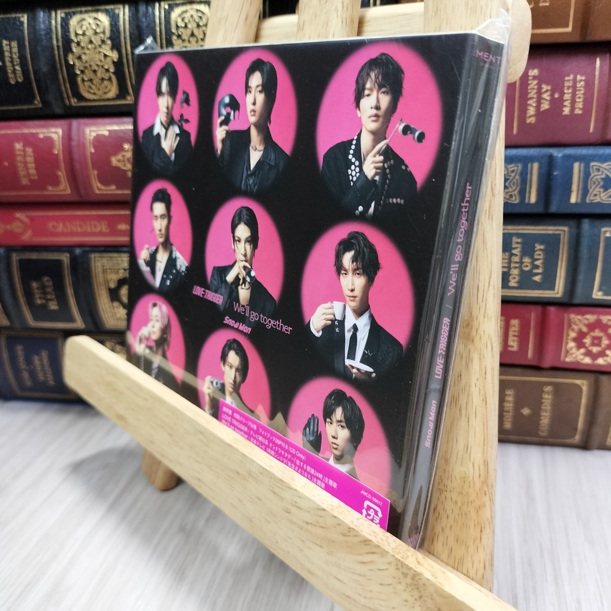 8-1 LOVE TRIGGER / We’ll go together(SG) - Snow Man Snow Man 180269拍卖