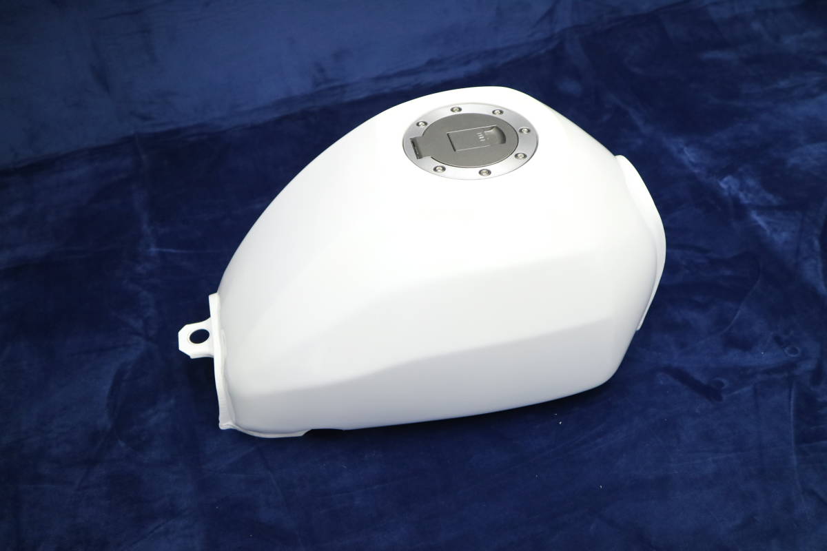 送料込 エイプ タンク 白 コック 付 /ホワイトFI車 不可 ガソリン フューエル 燃料 小型 モンキー ゴリラ流用可能 外装APE 50/100キャブ車拍卖