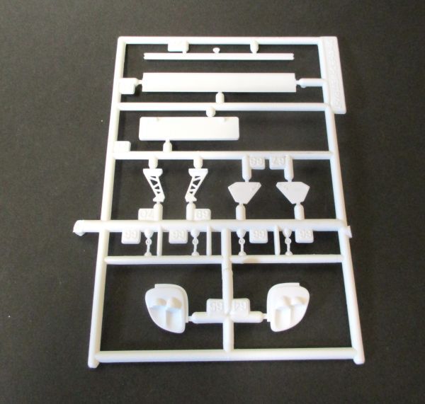 アオシマ 1/24 マツダ C-WEST FD3S RX-7 GTウィング パーツ売り拍卖