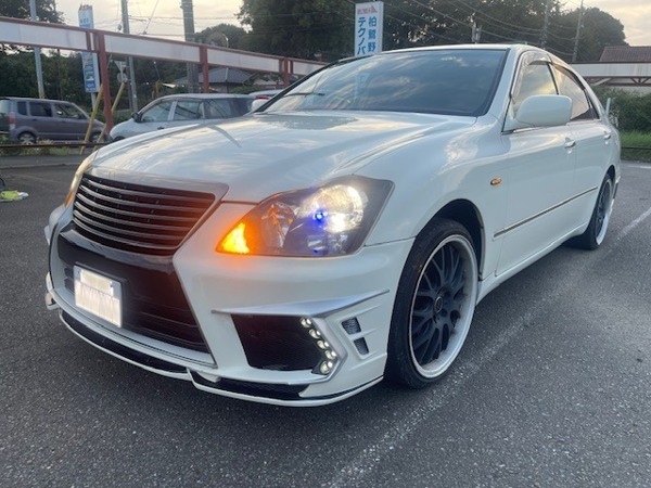 クラウンロイヤル 3.0 ロイヤルサルーン プレミアム 50thエディション拍卖