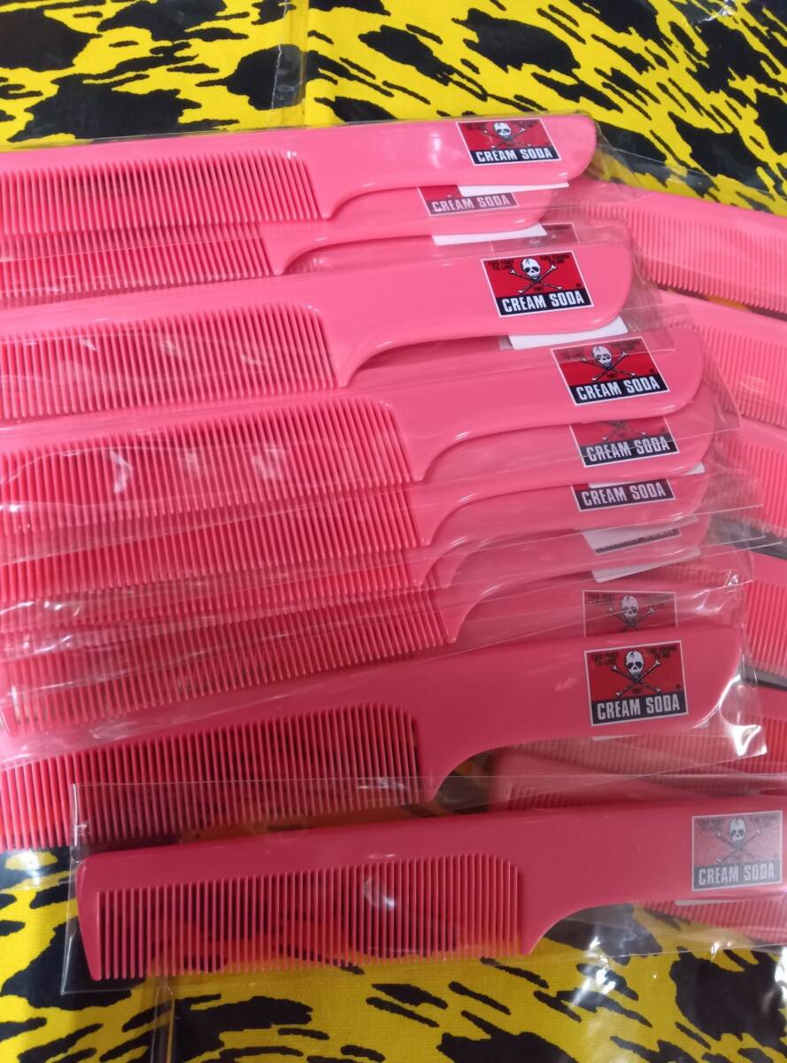2本セット!クリームソーダ角ドクロコームピンク色!新品CREAMSODAピンクドラゴンブラックキャッツロカビリー昭和レトロガイコツ髑髏拍卖