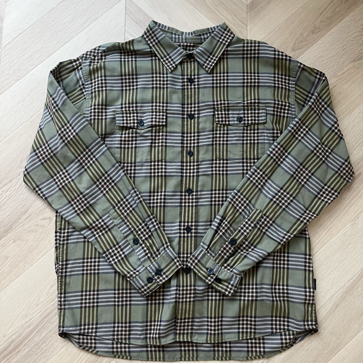 パタゴニア ネルシャツ Lサイズ チェック オンブレ 長袖 patagonia 長袖シャツ チェック柄拍卖