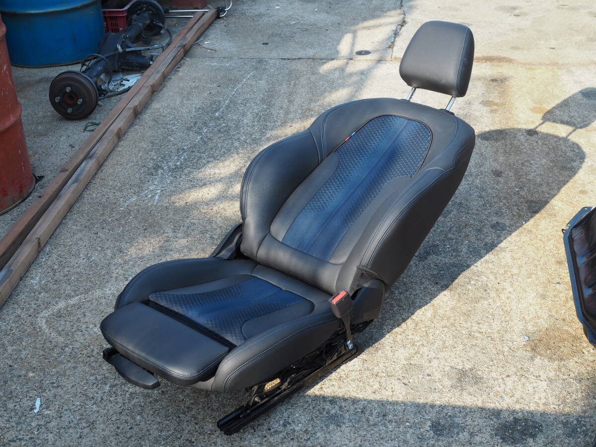 ■令和2年 BMW 1シリーズ 118d Mスポーツ《 3DA-7M20 》純正 運転席 フロントシート(右) 電動 レザー拍卖