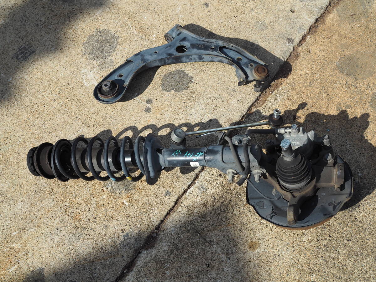 ■H25 ホンダ N-BOX カスタム《 DBA-JF1 》純正 左フロント ストラット アブソーバー 51620-TY0-J120-M1 ロアアーム キャリパー (検索)JF2拍卖