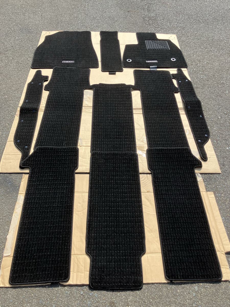 【新品未使用】トヨタ純正 90系 ノア NOAH 用 フロアマット1台分セット デラックスタイプ 黒 品番 08210-28E20-C0 7人乗りガソリン車用 拍卖