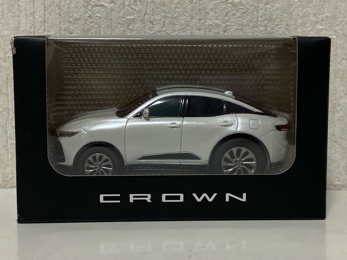 トヨタ 新型 クラウン クロスオーバー プレシャスホワイトパール プルバックカー カラーサンプル TOYOTA CROWN拍卖