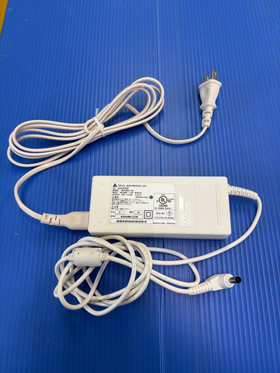 DELTA ACアダプタ 白 ADP-90CD CB 19V 4.74A 外径5.5 内径2.6 (3拍卖