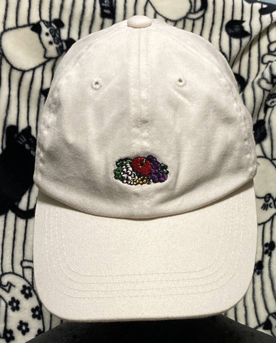 格安でどうぞ♪レアキャップ【フルーツオブザルーム FRUIT OF THE LOOM】スナップバックキャップ♪フリーサイズ/ホワイトベージュカラー拍卖