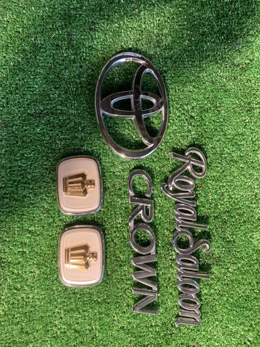 全国送料無料 トヨタ クラウン エンブレム 18拍卖