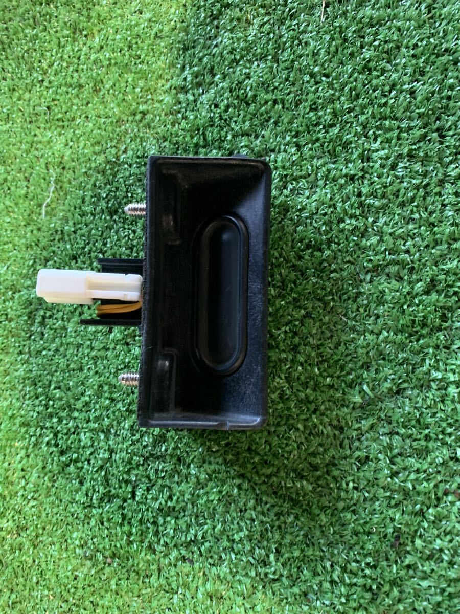 全国送料無料 フリードスパイク トランクスイッチ リア GP3 GB3拍卖