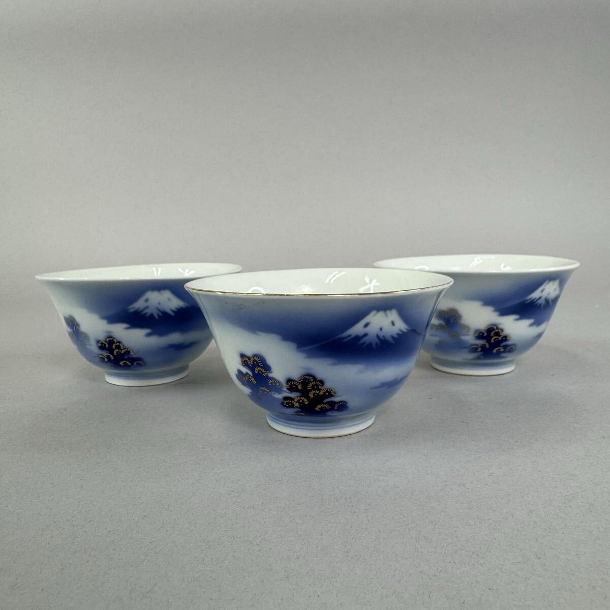有田焼 深川製磁 金彩 富士山 湯呑 3客セット 茶器拍卖
