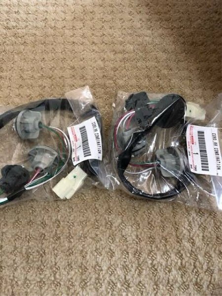 ●未使用 トヨタ FJ75 LJ78 70 ランドクルーザー S/T H/T ランクル 純正 ソケット ワイヤー ASSY テールランプ テール ハーネス RH 右拍卖