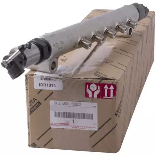 ●未使用 トヨタ KDH200 ハイエース レジアスエース 純正 インジェクターデリバリーパイプASSY TOYOTA Common rail assembly拍卖