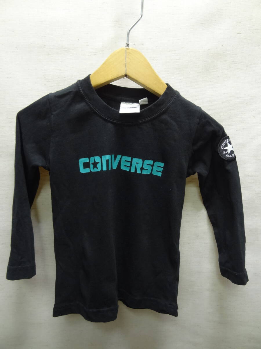 全国送料無料 ほぼ新品 コンバース 子供服 キッズ 男&女の子 ロゴプリント&肩ワッペン付き 長袖 綿100%素材 Tシャツ ロンティ 100拍卖