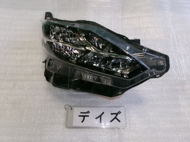デイズ B45W 右ヘッドランプユニット LED 即決 7234拍卖