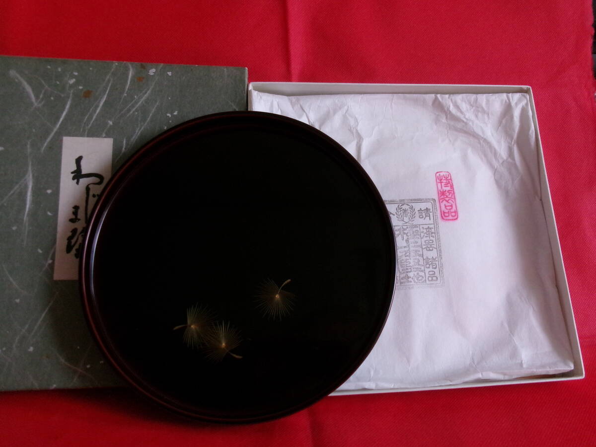 未使用品 輪島塗 丸盆 漆器盆 沈金飛花柄拍卖