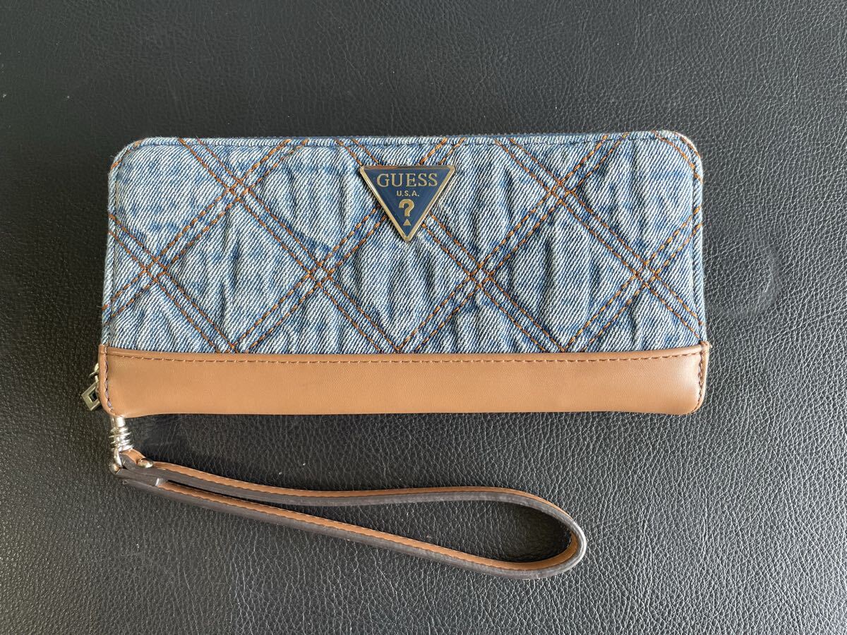 中古品☆ゲス GUESS 長財布 デニム キャンバス レザー キルティング ラウンドファスナー 三角ロゴ 青 ブルー 茶色 ブラウン拍卖