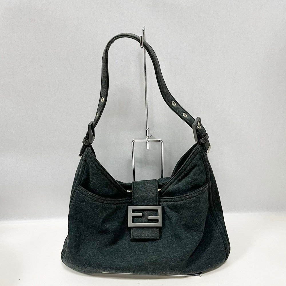 YA1H FENDI フェンディ 26569 マンマバケット コットン ブラック ワンショルダーバッグ拍卖