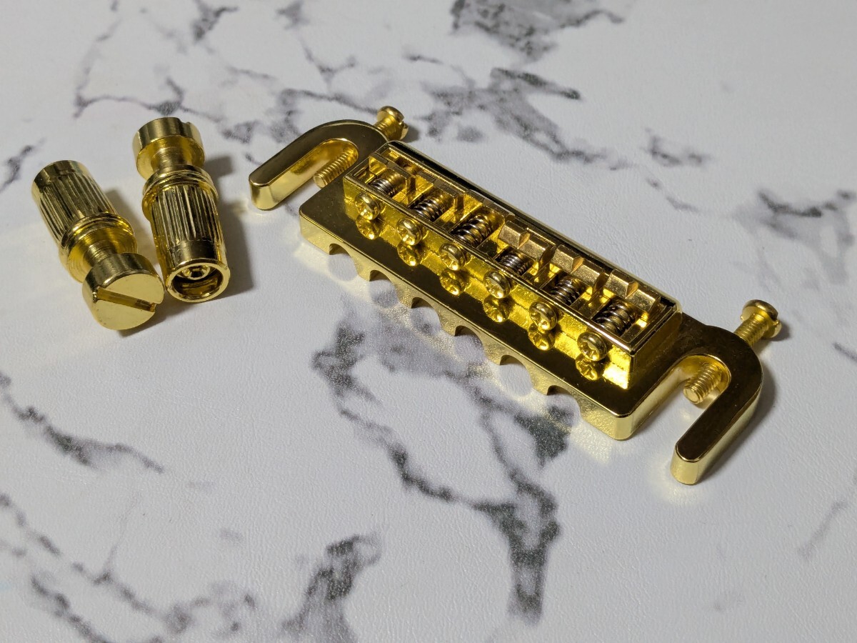 バダスタイプ ブリッジ スタッド セット 拍卖