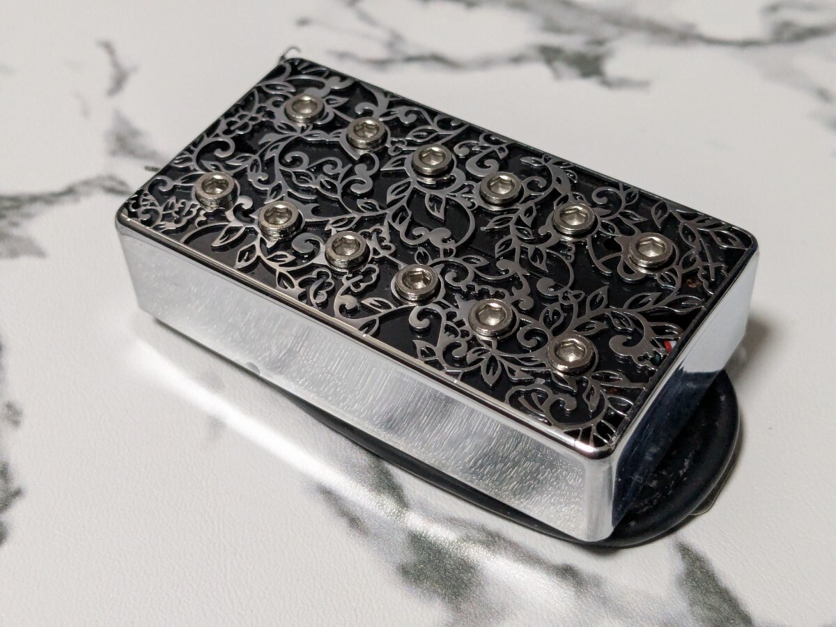 アルニコV 白銅プレート 4芯 50ピッチ ヘクサポールピース 装飾カバー ハムバッカー拍卖