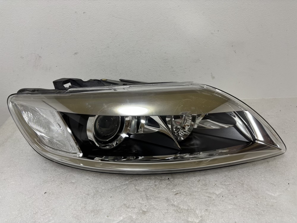 ☆破損無☆ アウディ Q7 4L 前期 純正 ヘッドライト 右 ☆5907拍卖
