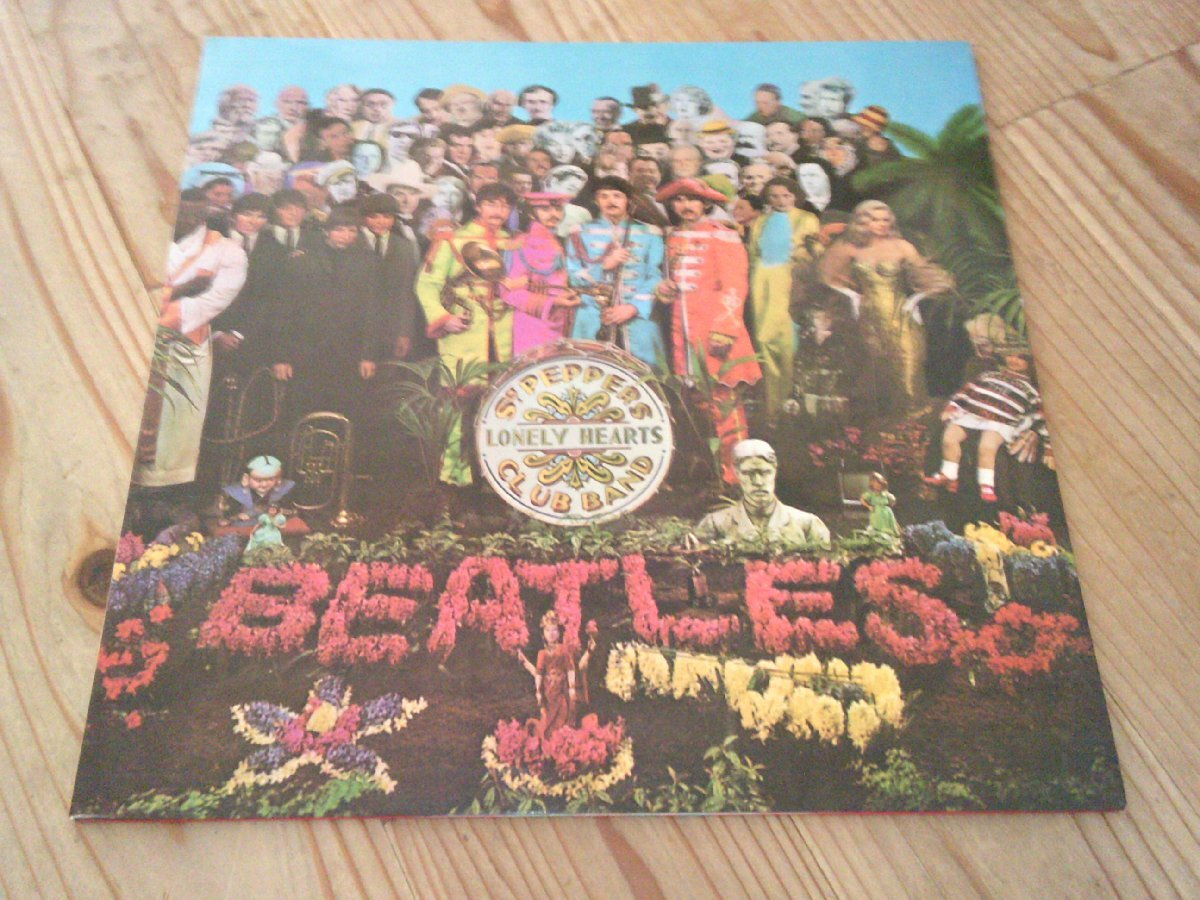 LP:THE BEATLES SGT. PEPPERS LONELY HEARTS CLUB BAND サージェント・ペパーズ・ロンリー・ハーツ・クラブ・バンド ビートルズ:赤盤拍卖