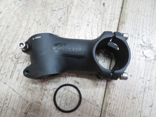 【USED/使用頻度=少/細かな傷有】 DIXNA/ディズナ ステム φ31.8 73° ステム長=70mm 検索用⇒ V-シェイプステム/マットブラック/F0914拍卖