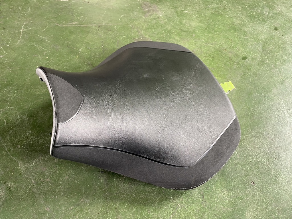§ H2 SXSE KAWASAKI カワサキ シート 純正 送料無料! 群馬発(A13)拍卖