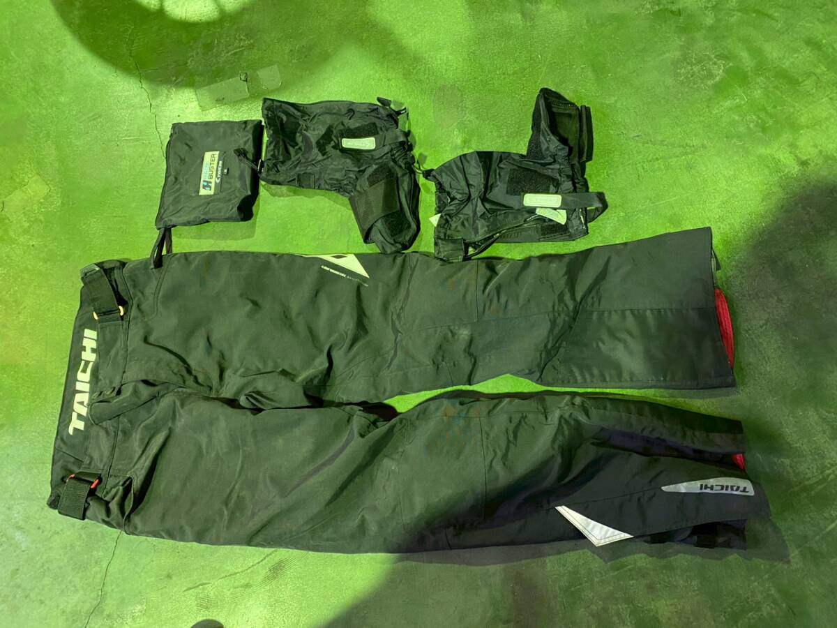 § タイチ TAICHI マトリックスオーバーパンツ レインブーツカバー 送料無料! 群馬発(A67)拍卖