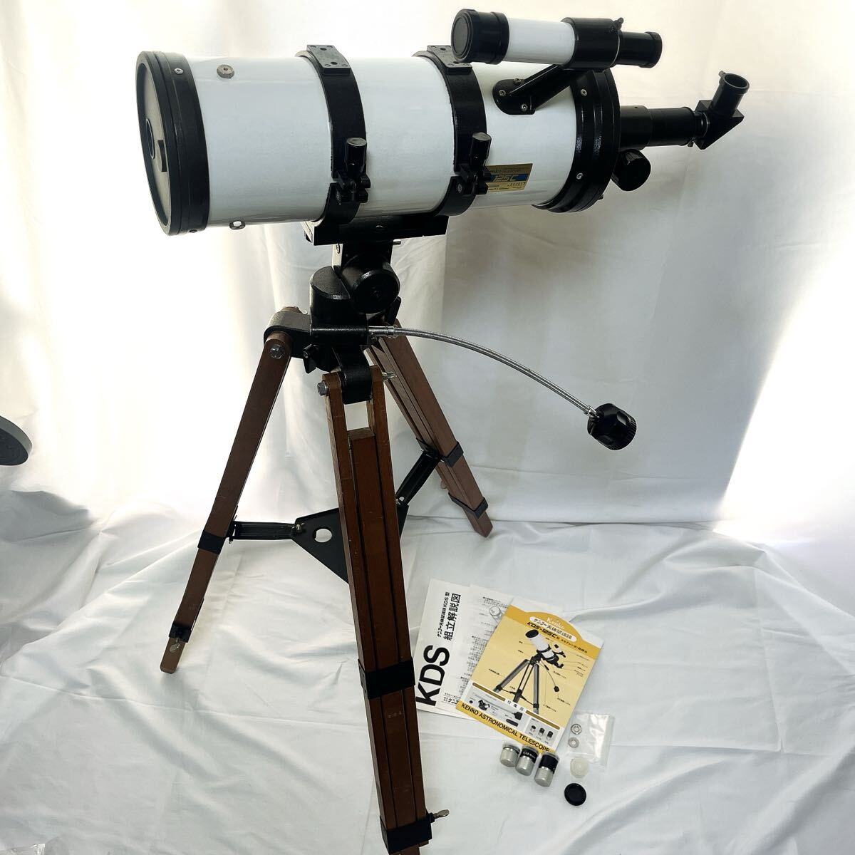 送料無料!現状品 Kenko 125C 天体望遠鏡 D:125mm f:1,000mm ケンコー ジャンク 木製三脚拍卖