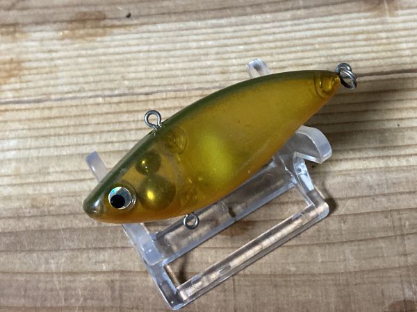 メーカー不明バイブレーション 65mm11g アユ系カラー 箱109拍卖