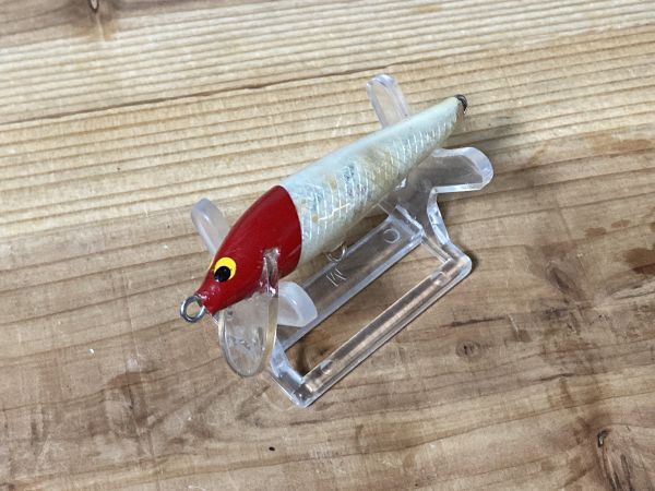 メーカー不明ミノー ウッド? 65mm8g レッドヘッド系カラー 箱2拍卖