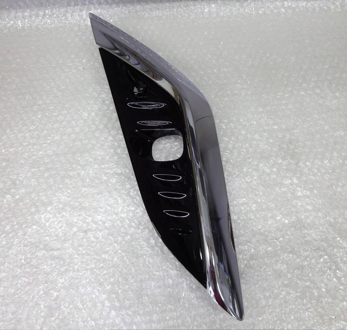 ★●2509-NT4L AGH40W 40系 アルファード 純正 左 フォグカバー 52040-V2050 81482-V2030 破損無 良品!拍卖