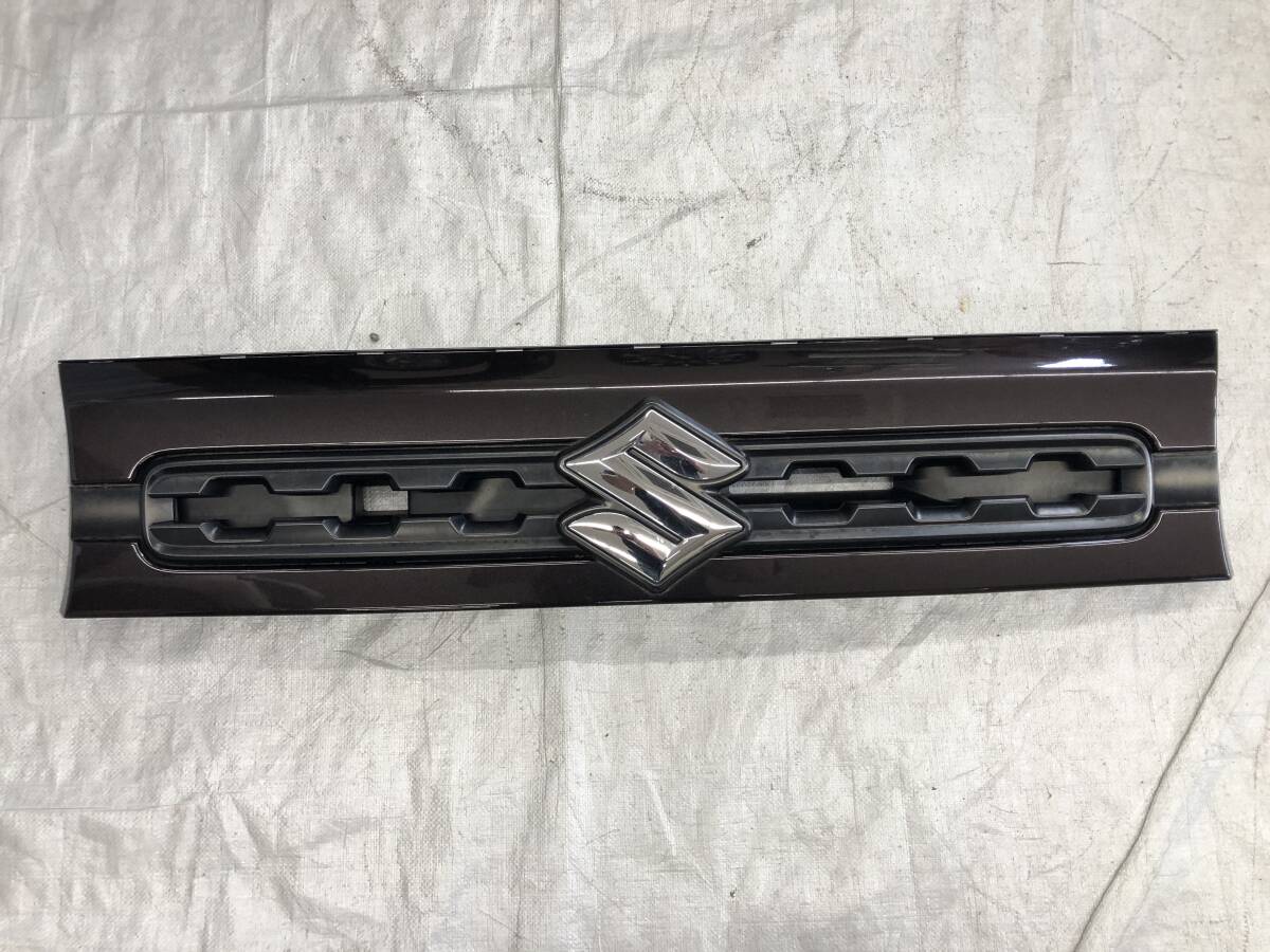 ★□2509-NN11L スペーシア MK53S 純正 フロントグリル 72131-79R0 ZFS アーバンブラウンメタリック拍卖