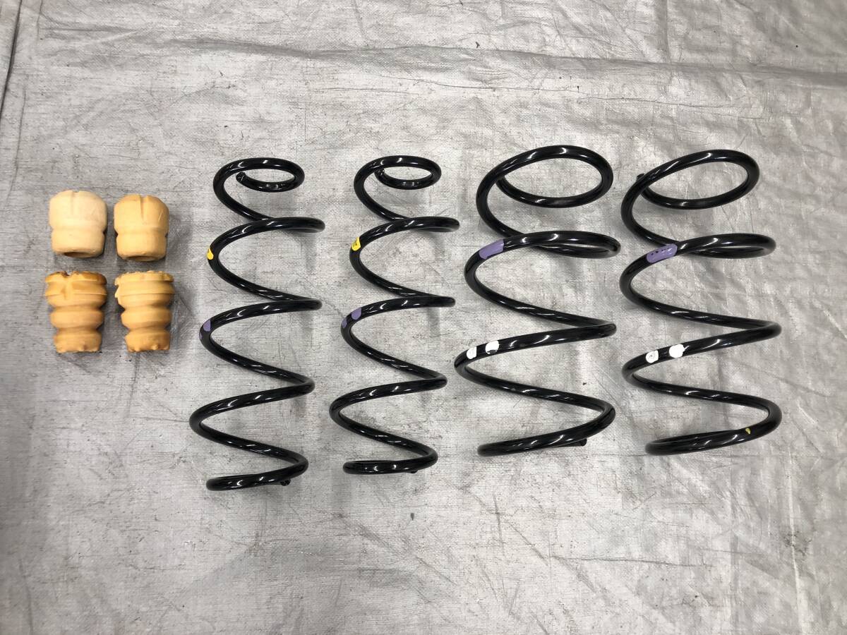 ★□2509-82L 新車外し トヨタ MXWH60 60 プリウス 純正 スプリング サス バンプラバー付き 1台分拍卖