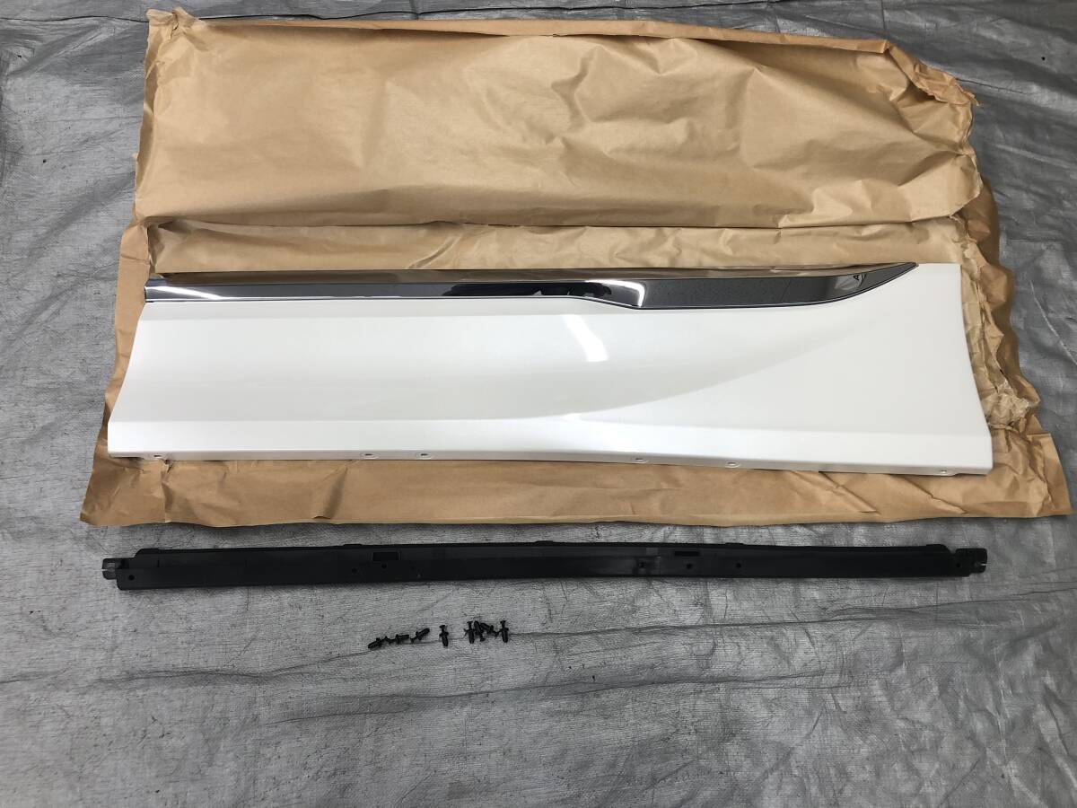 ★□2509-NN8L 新品 未使用品!90系 ノア ヴォクシー 純正 OP MODELLISTA モデリスタ リア サイドスカート 左 070 パール MSD44-28001-A0拍卖