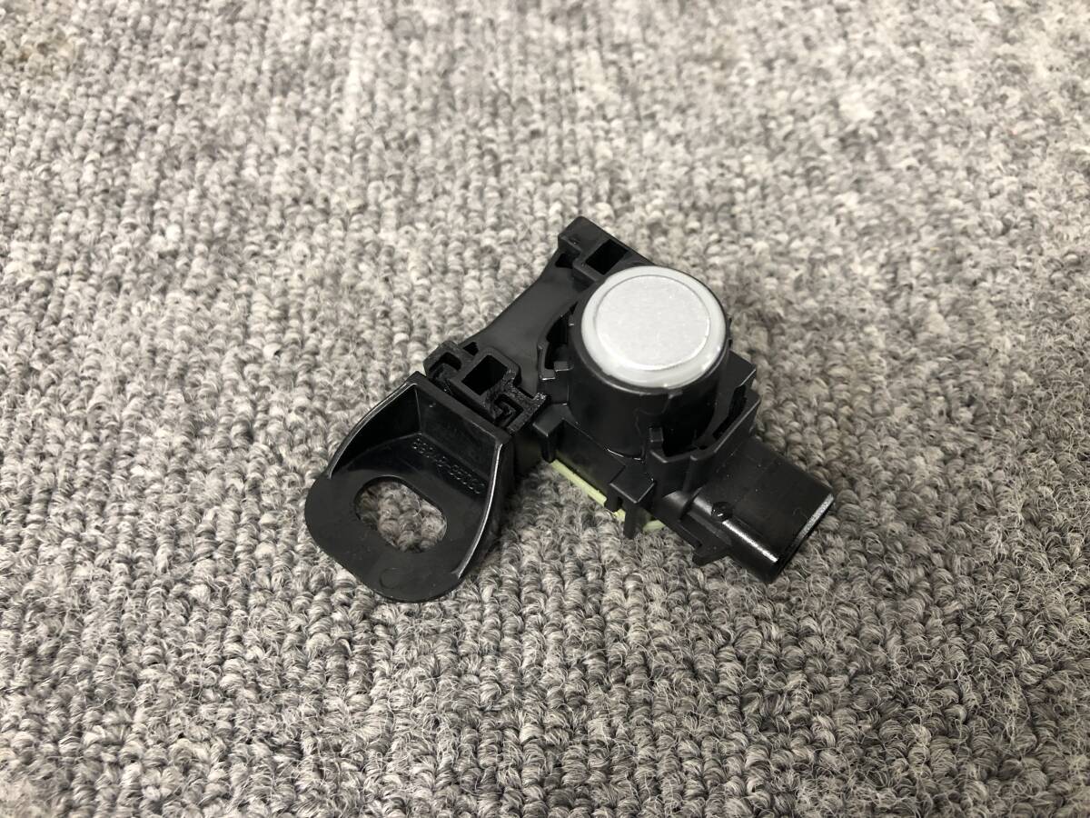 ★□2506-Z25L 即決!ダイハツ 純正 クリアランスソナー ウルトラソニックセンサー 1個 89341-B2020-B0 S25 ブライトシルバーメタリック拍卖