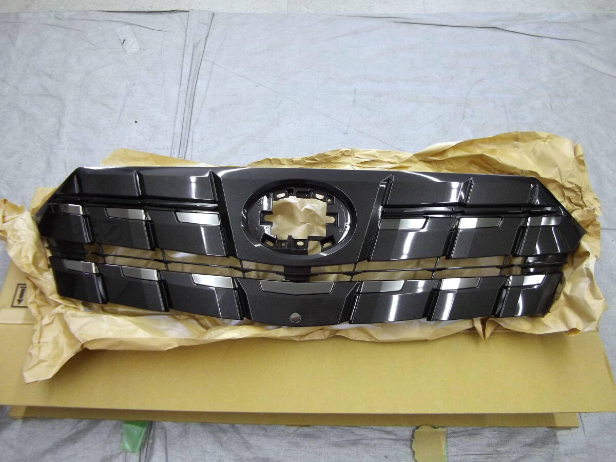 ★●2509-NT9L AGH40W 40系 アルファード 純正 フロントグリル カメラ穴あり 53111-V2010 53101-V2070/V2080 新車外し 美品!拍卖