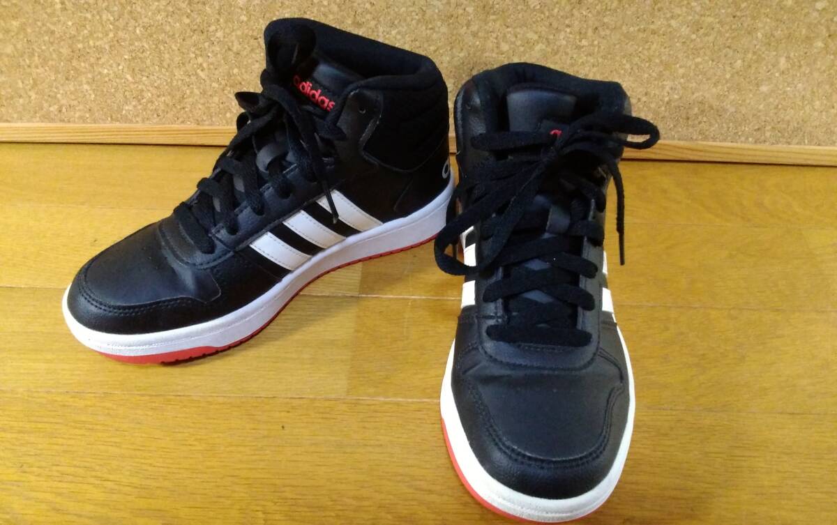 adidas アディダス スニーカー 22.5cm 黒 送料1000円~拍卖