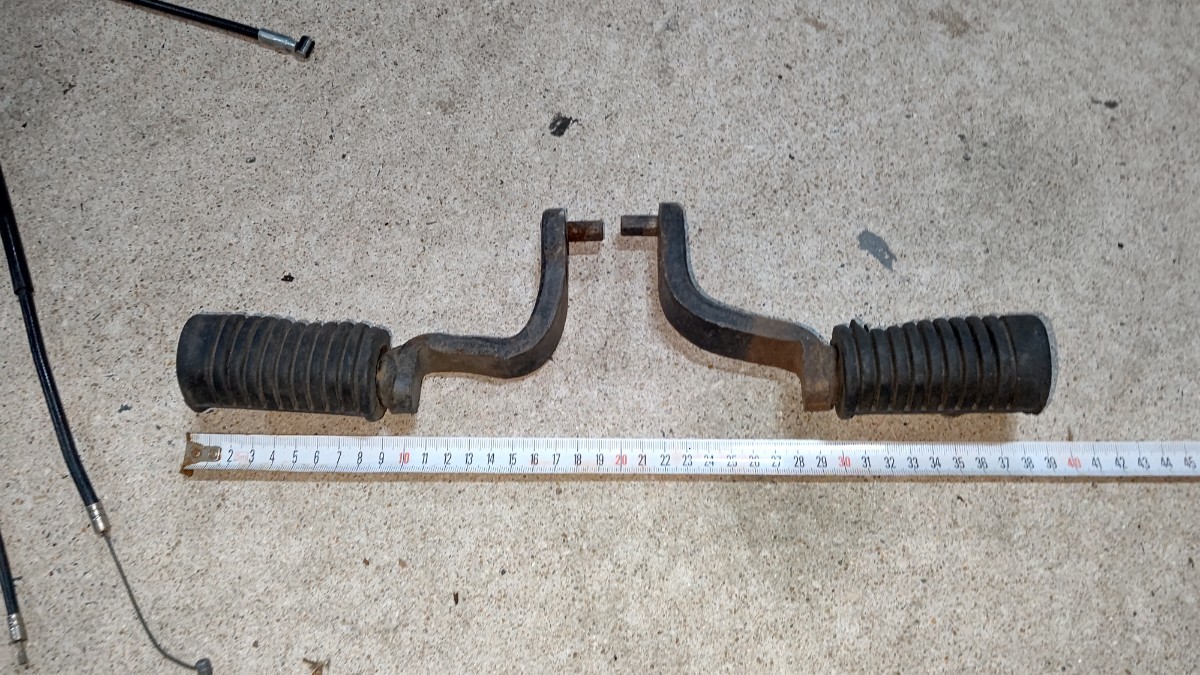 HONDA ホンダ CB125T ? 車種不明 純正 ステッププレート ステップ ペグ 左 右 L R 当時 貴重 希少 レア レトロ ドリーム DREAM 神社仏閣 拍卖