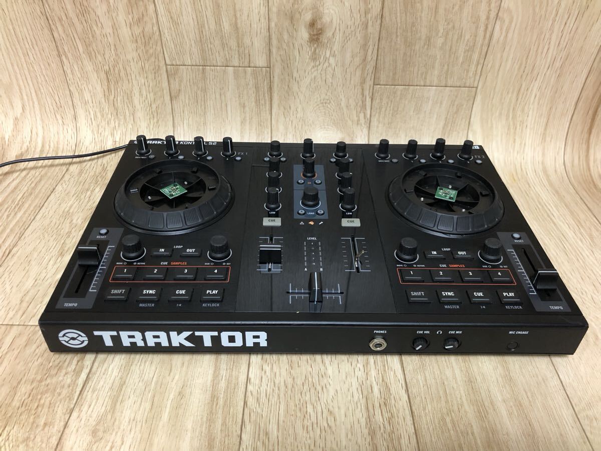 中古 【欠品有り】NATIVE INSTRUMENTS TRAKTOR KONTROL S2 DJコントローラー 本体のみ/通電確認済み/現状品/ジャンク拍卖