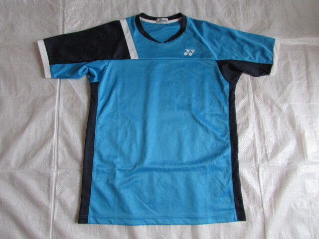 メンズ Mサイズ YONEX キズ・汚れ有り USED品 きれい ゲームシャツ ヨネックス バドミントン テニス等 ユニフォーム拍卖