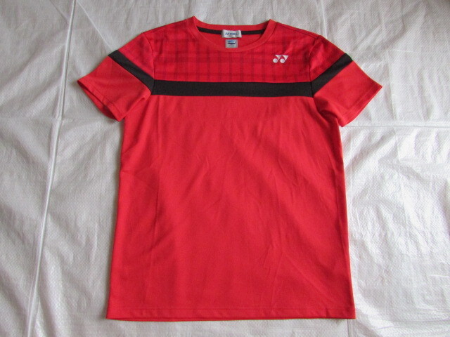 メンズ Lサイズ YONEX 1ヶ所引っ掛け有り USED品 きれい ゲームシャツ ヨネックス バドミントン テニス等 ユニフォーム拍卖