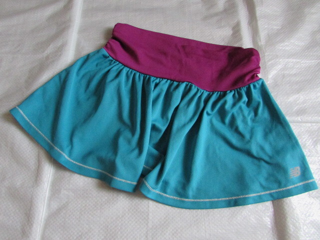 ニューバランス USED品 きれい スコート レディース Mサイズ New Balance ランニング ジョギング テニス 等 スカート拍卖